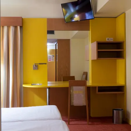 Hotel Flag